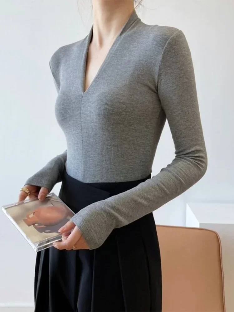 Beauty & Makeup Katia Di Paola - V-hals Slim Shirts Langarm Top Mooie