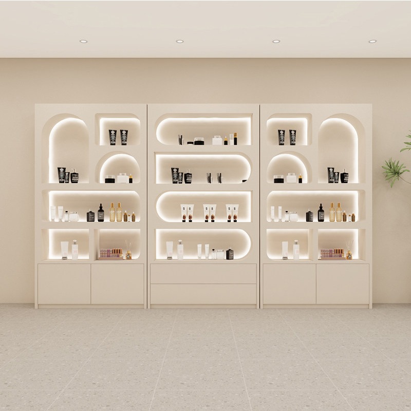 Beauty & Makeup Katia Di Paola - Luxe elegante nagelopbergkasten, cosmeticavitrines, presentatiekasten voor