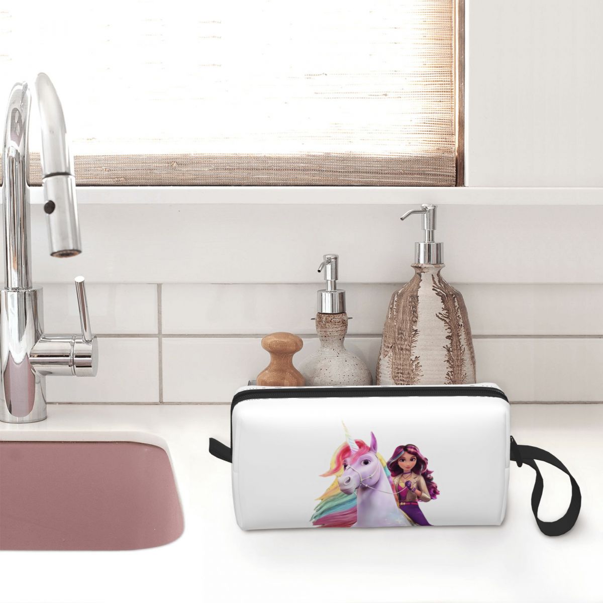 Unicorn Academy Sophia Wildsta - Beauty Makeup Academy recensie en prijs