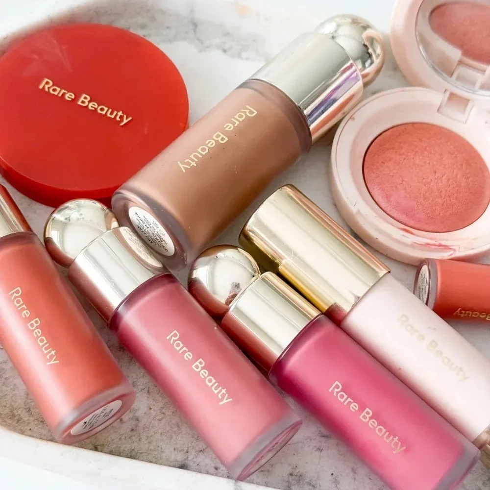 Rare Beauty Lipgloss Vloeibare - Beauty Makeup Look recensie en prijs
